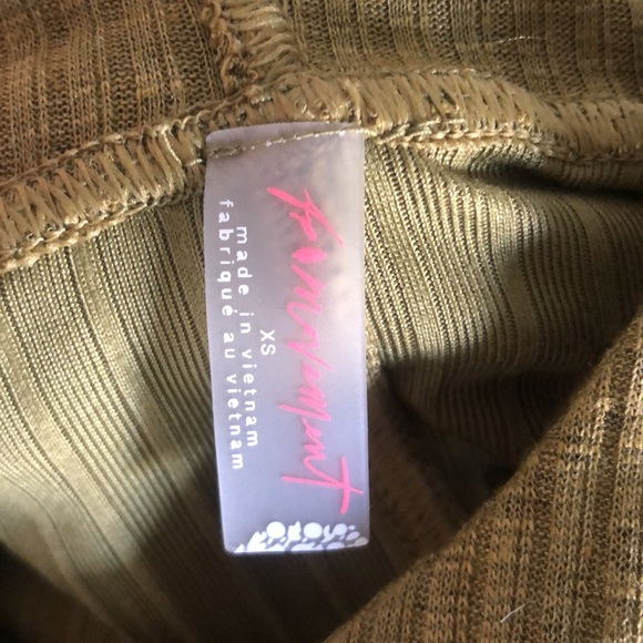 NWT Free People Movement Ready To Go Lightweight Workout Hoodie Ribbed XS - Picture 4 of 4